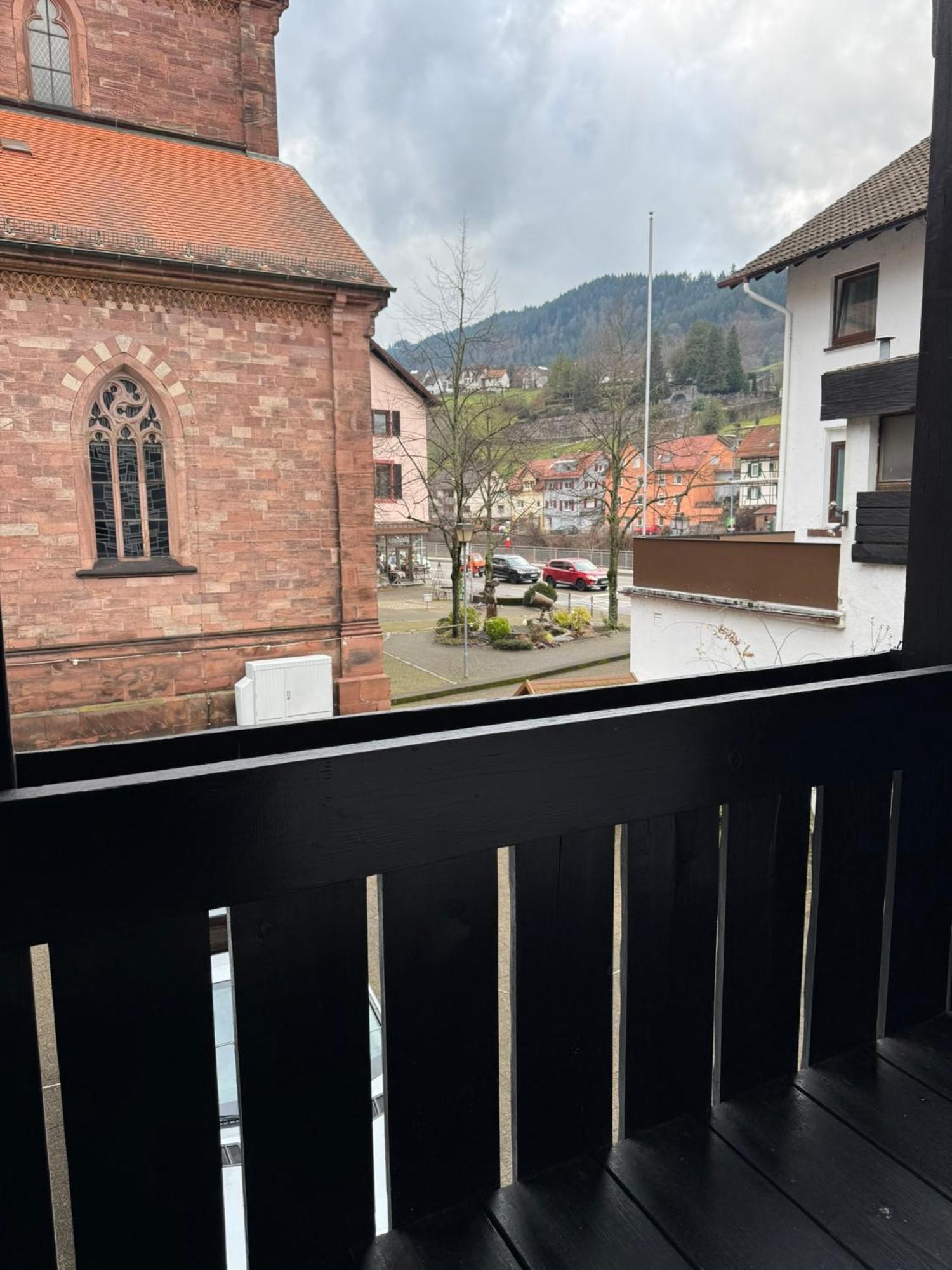 Hotel Gruener Baum - Hotel Im Murgtal, Schwarzwald Weisenbach Dış mekan fotoğraf
